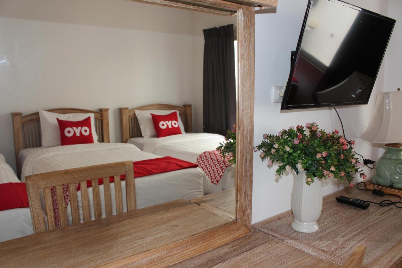 Oyo 75409 Premium The Family Hotel Chiang Mai Exterior foto